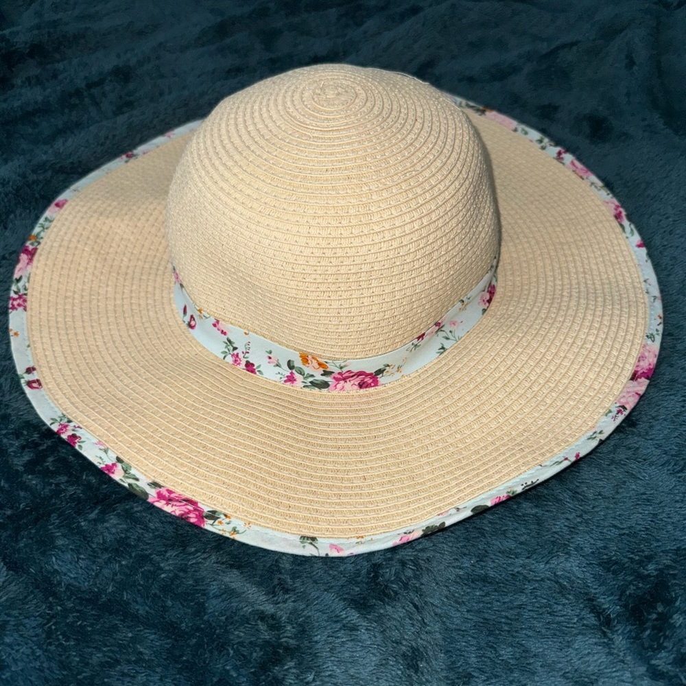 Floral sun hat